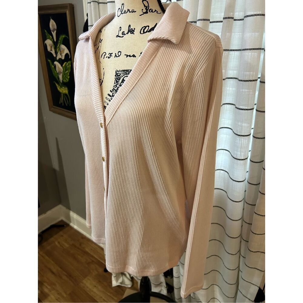 Light Pink Ribbed Gold Button Cardigan Size XL - Picture 3 of 7